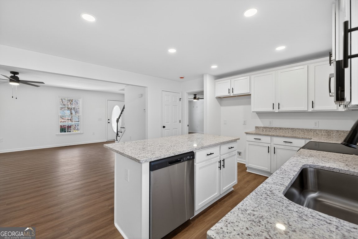 546 Creek View Drive Hoschton - Photo 10