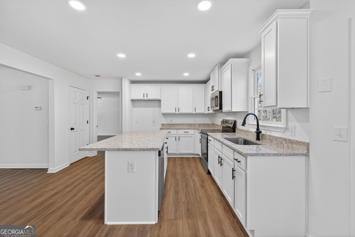 546 Creek View Drive Hoschton - Photo 9