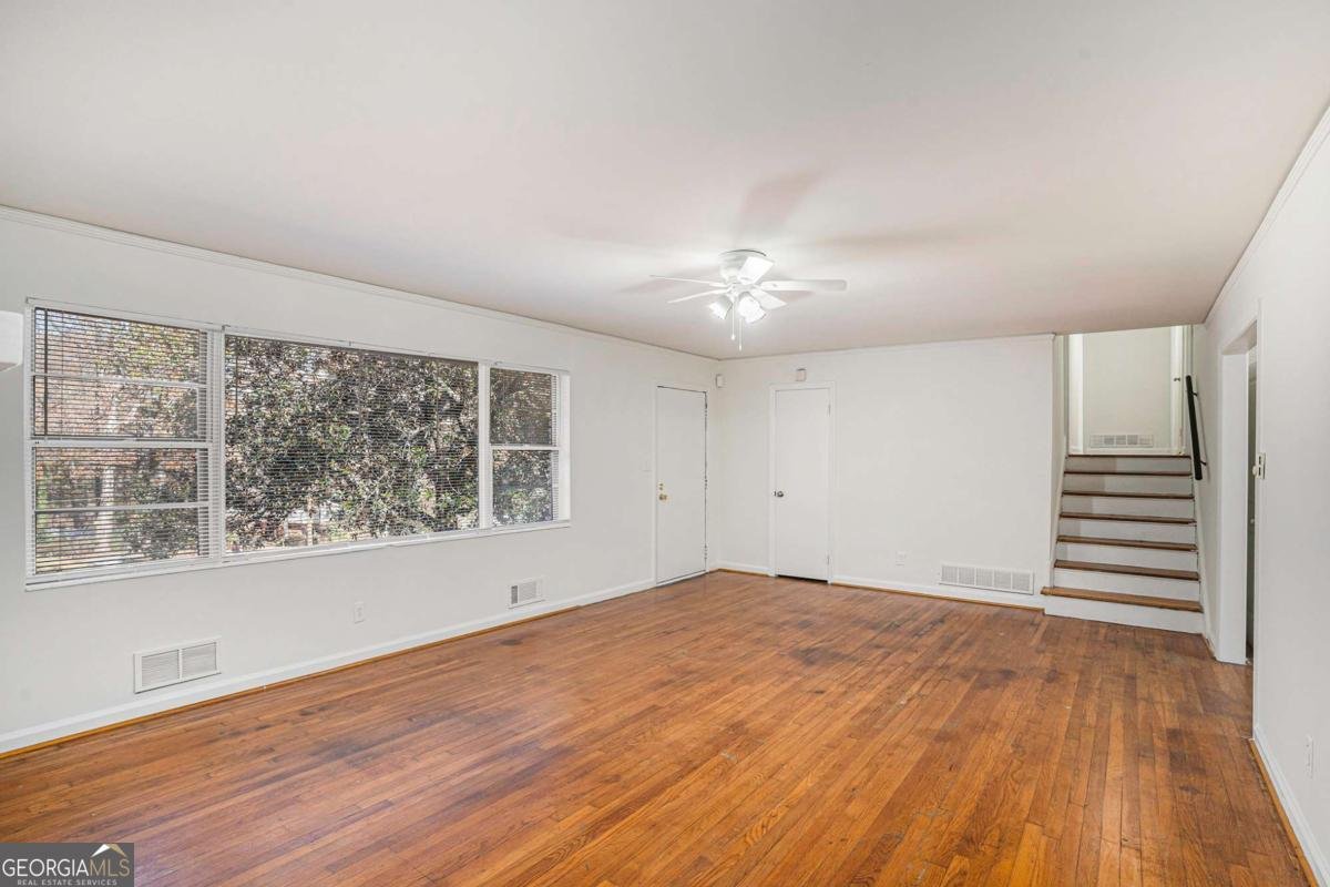 4849 Kenilworth Drive Stone Mountain - Photo 9