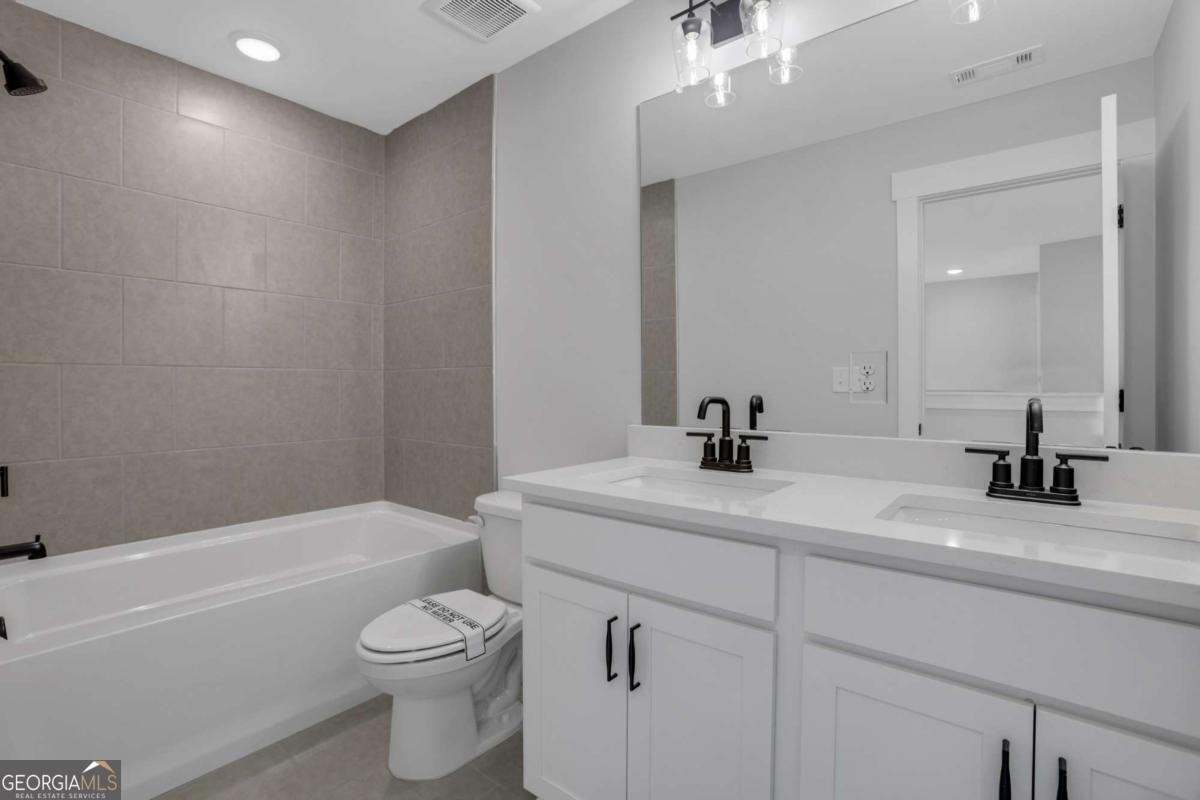 7049 Manchester Drive Flowery Branch - Photo 17