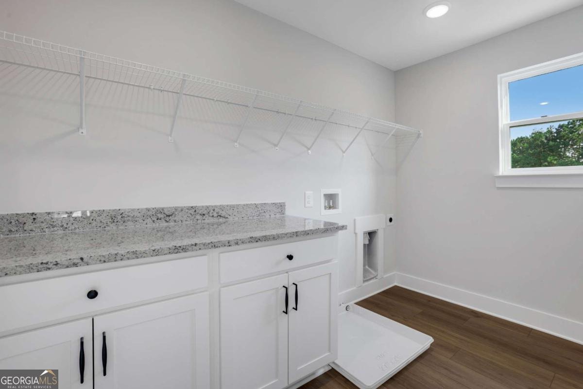 7049 Manchester Drive Flowery Branch - Photo 48