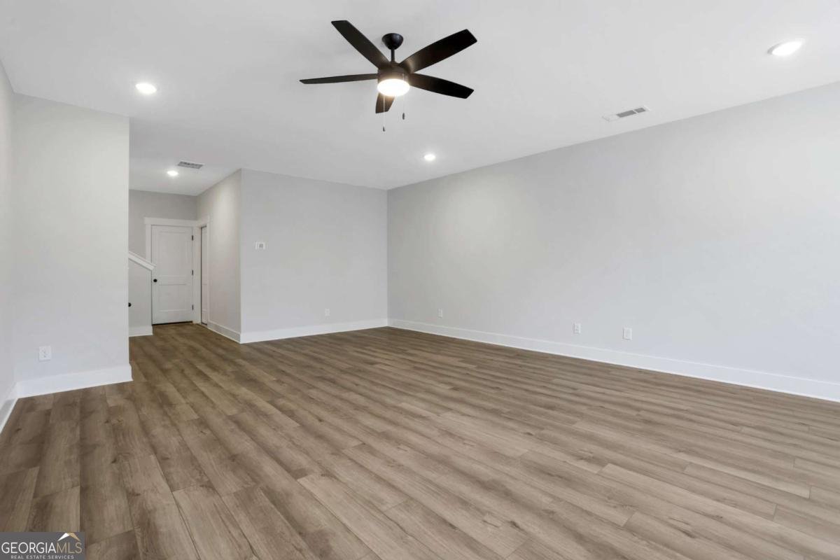 7048 Manchester Drive Flowery Branch - Photo 47