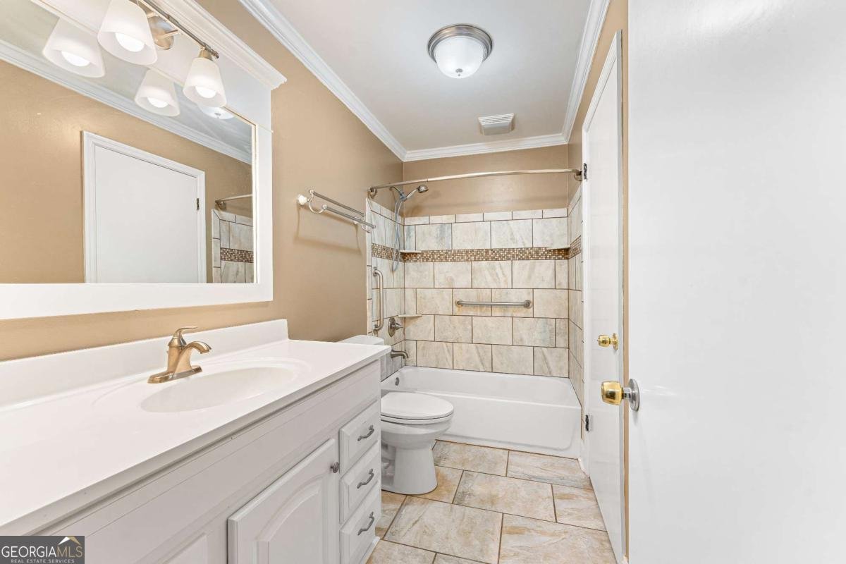 173 Madison Street Commerce - Photo 14