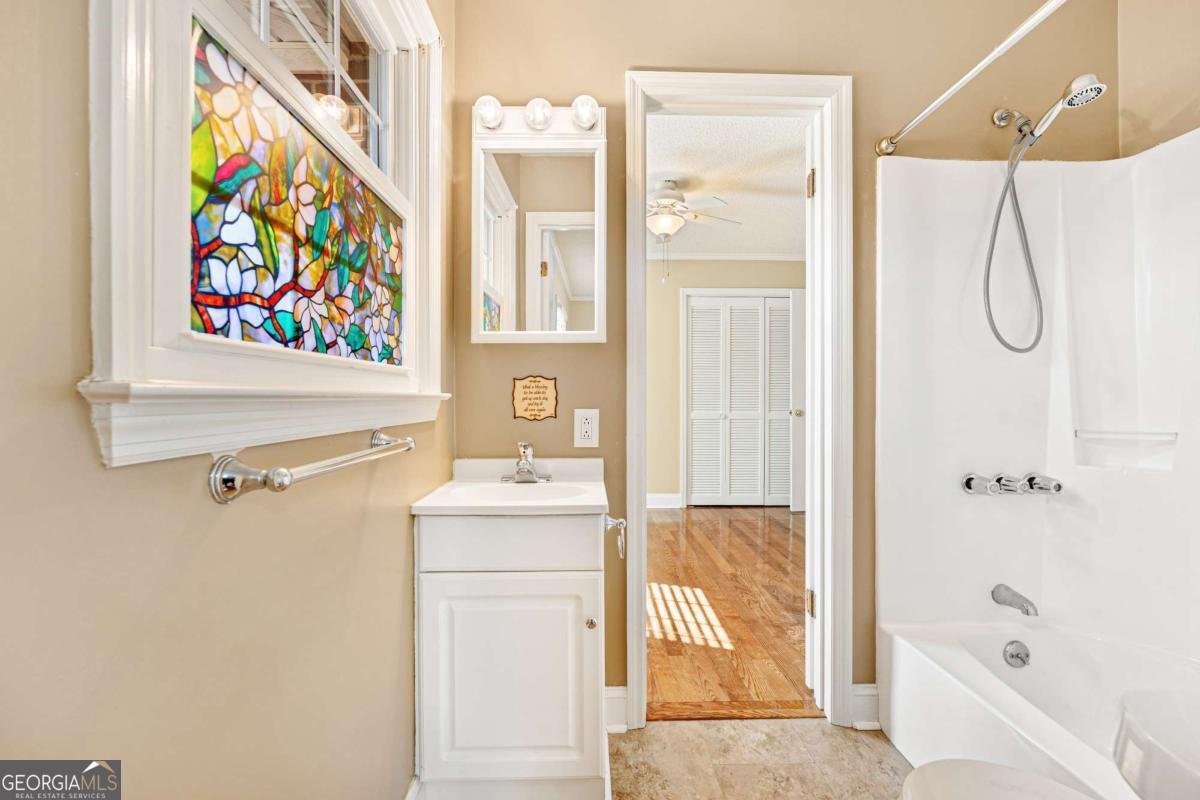 173 Madison Street Commerce - Photo 17