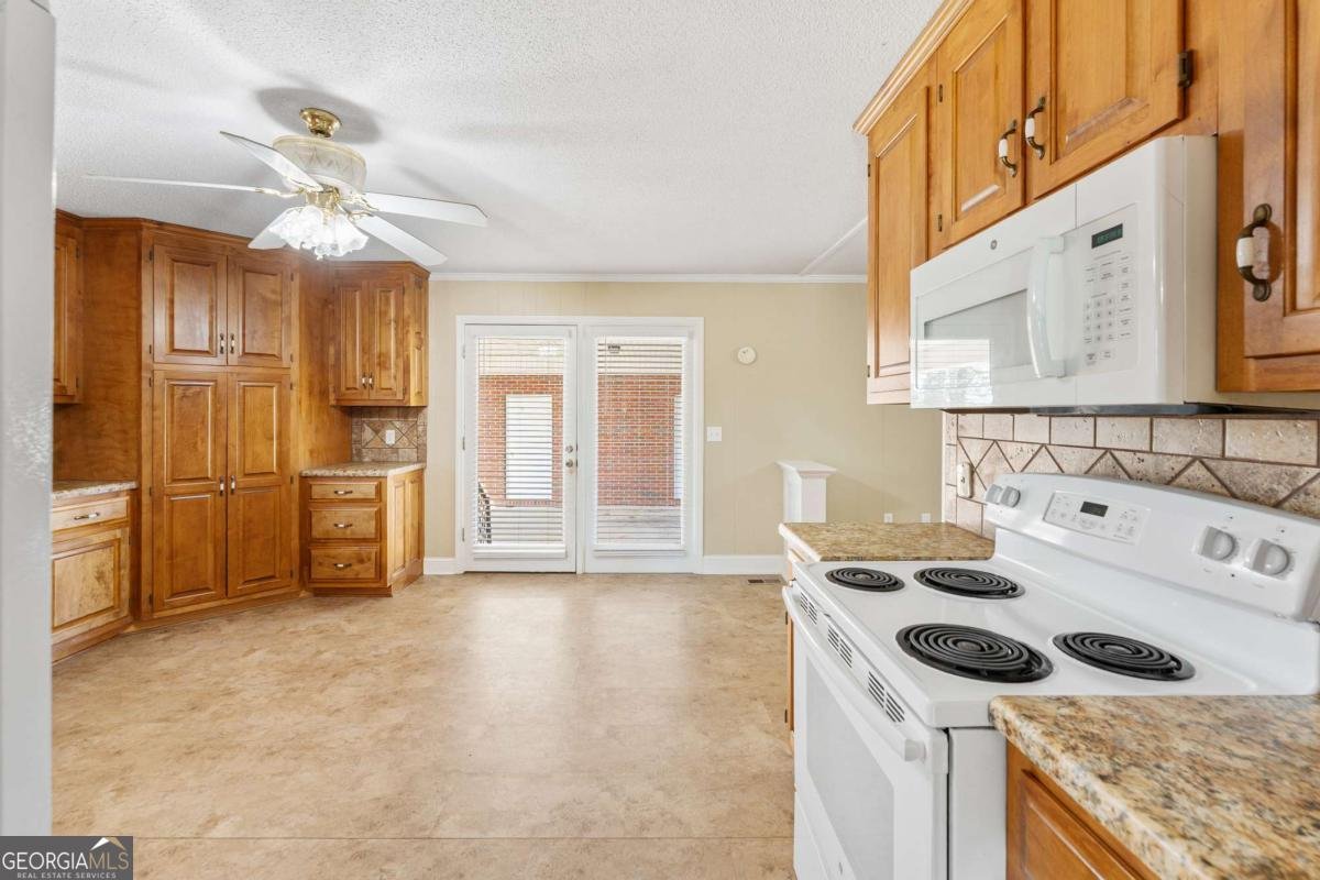 173 Madison Street Commerce - Photo 9