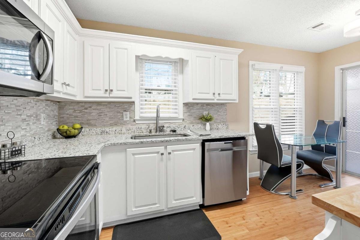 1143 Etowah Valley Lane Woodstock - Photo 8