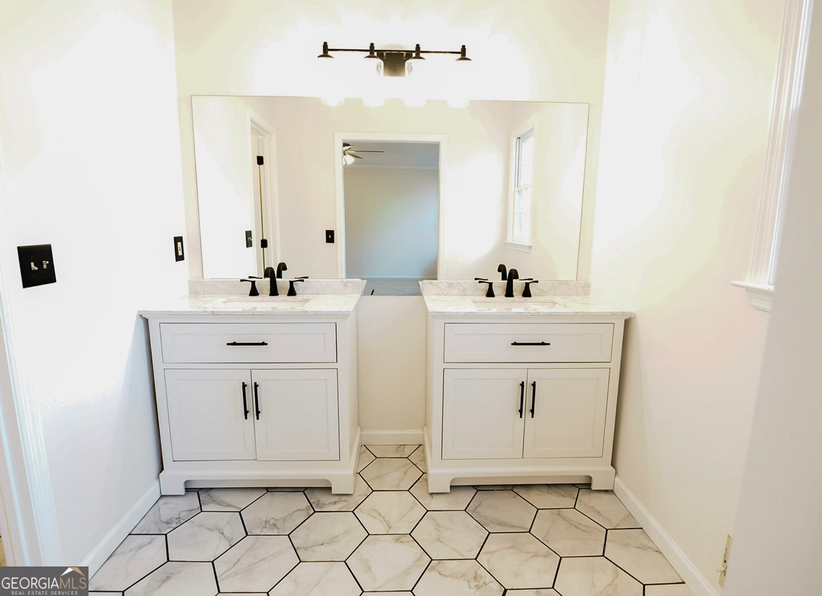 4897 Muirwood Drive Powder Springs - Photo 25