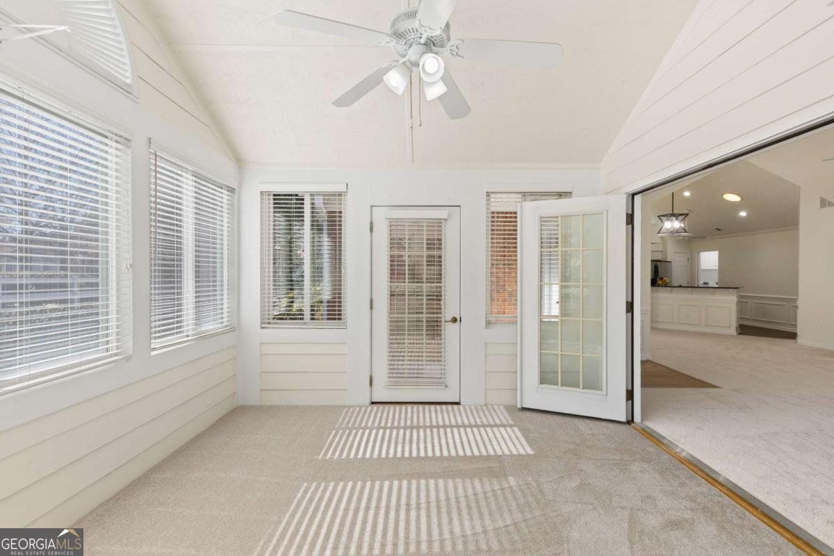 3733 Vineyards Lake Circle Kennesaw - Photo 18