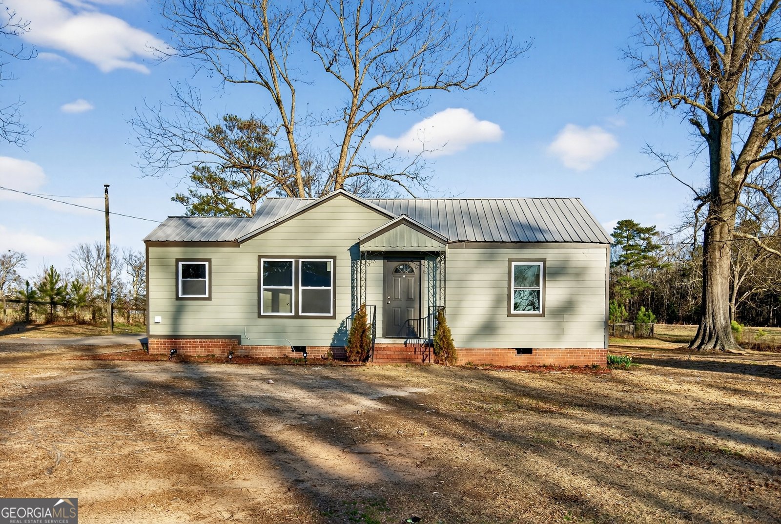 439 Cooley Road Lagrange - Photo 1