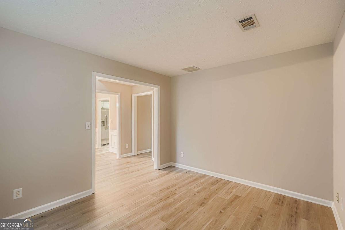 1570 TWIN BRIDGE Lane Lawrenceville - Photo 10