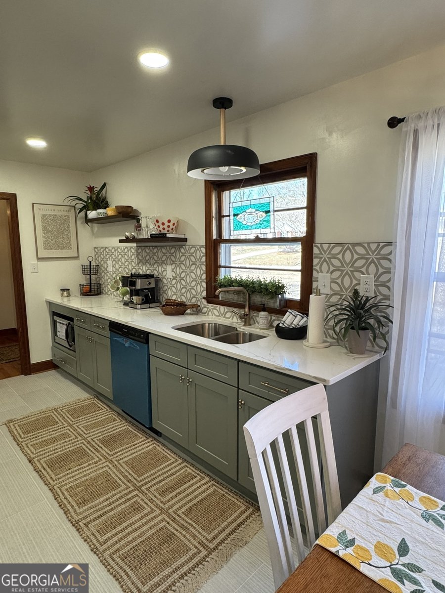 410 Sunset Circle Forsyth - Photo 15