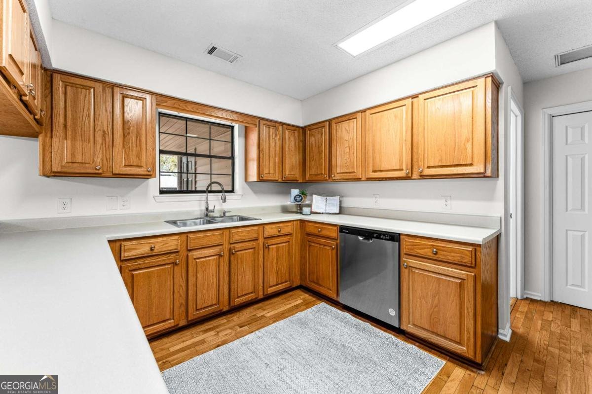 1206 Zittrouer Road Guyton - Photo 11