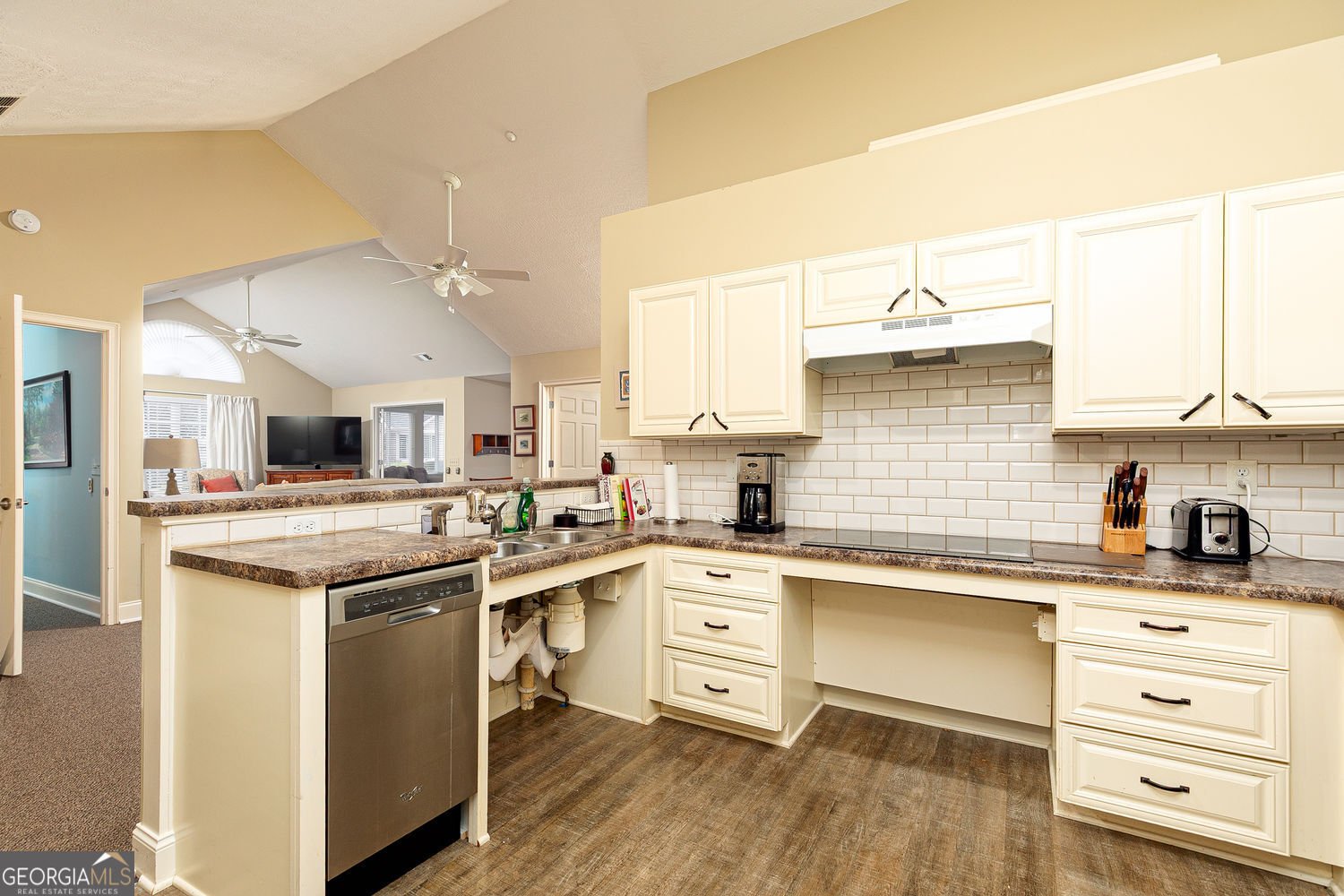 927 Burnt Hickory Circle Marietta - Photo 15