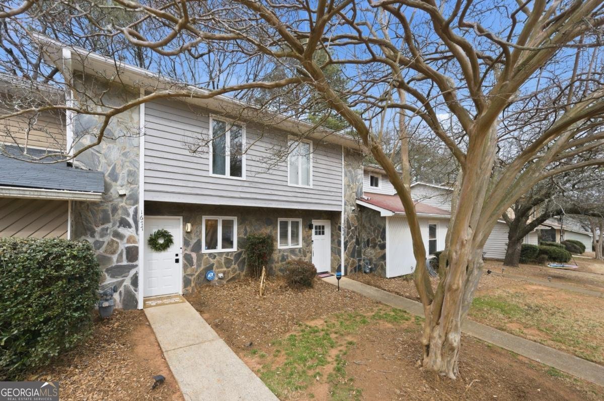 1677 Wynndowne Trail Smyrna - Photo 1