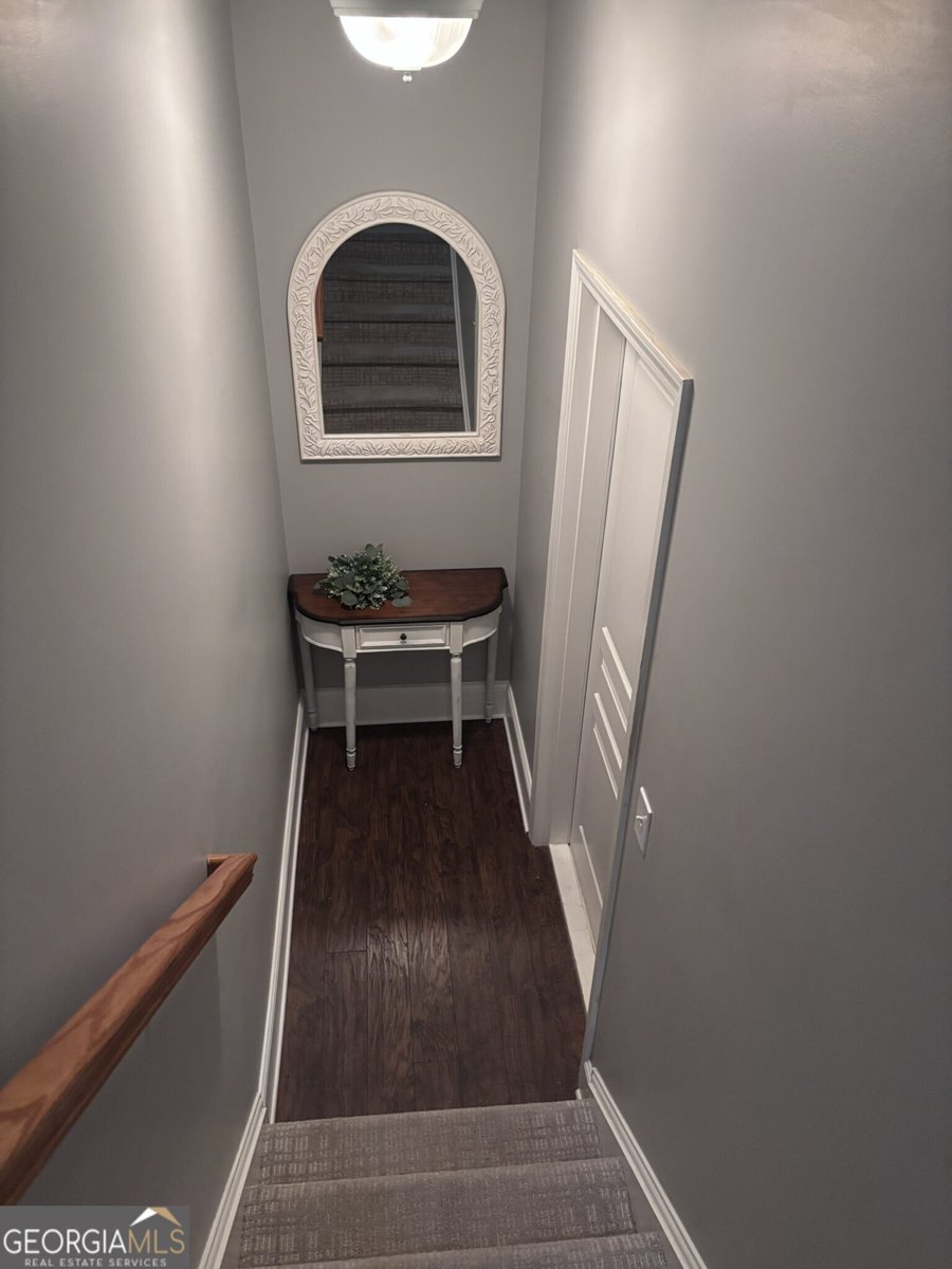 406 Beacon Court Griffin - Photo 28