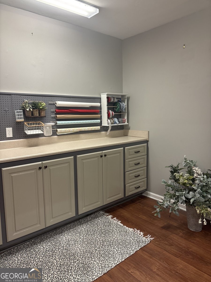 406 Beacon Court Griffin - Photo 40