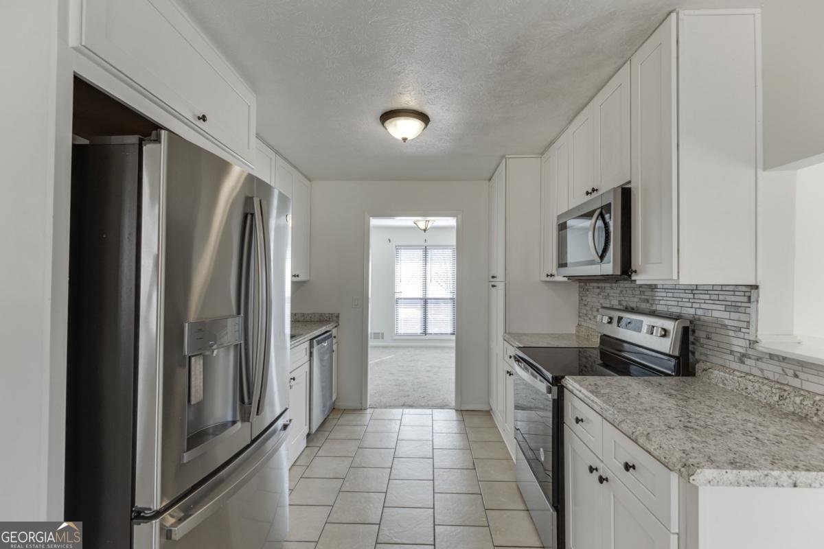 5360 Fieldgreen Drive Stone Mountain - Photo 14