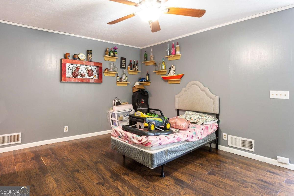 1535 Flat Shoals Road Conyers - Photo 8