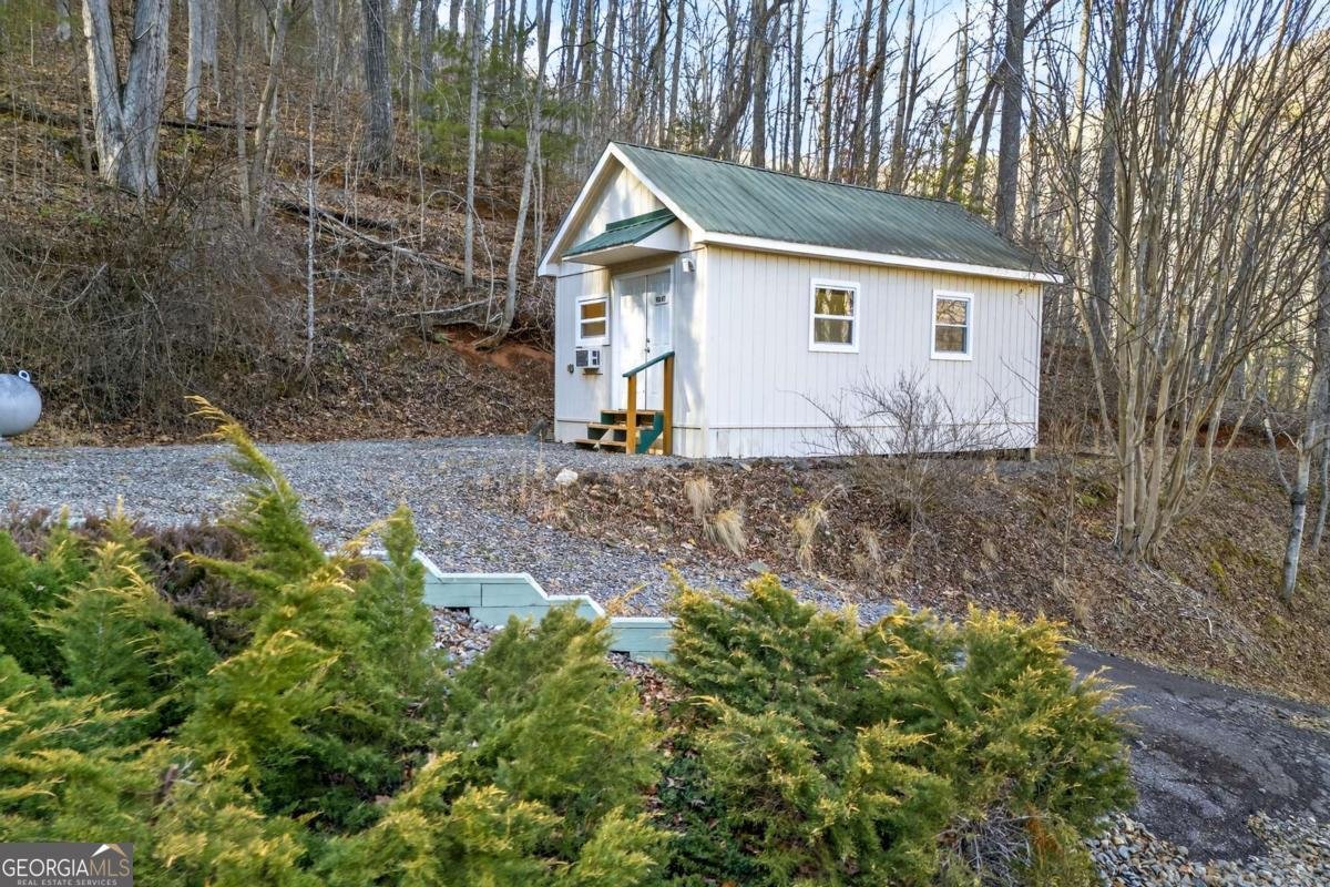 317 Collins Creek Road Hiawassee - Photo 13