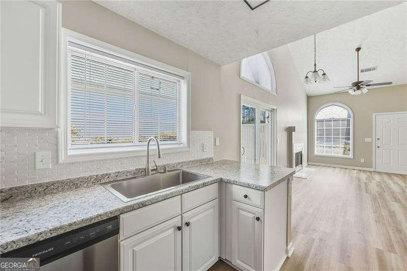 1179 Britley Park Lane Woodstock - Photo 9