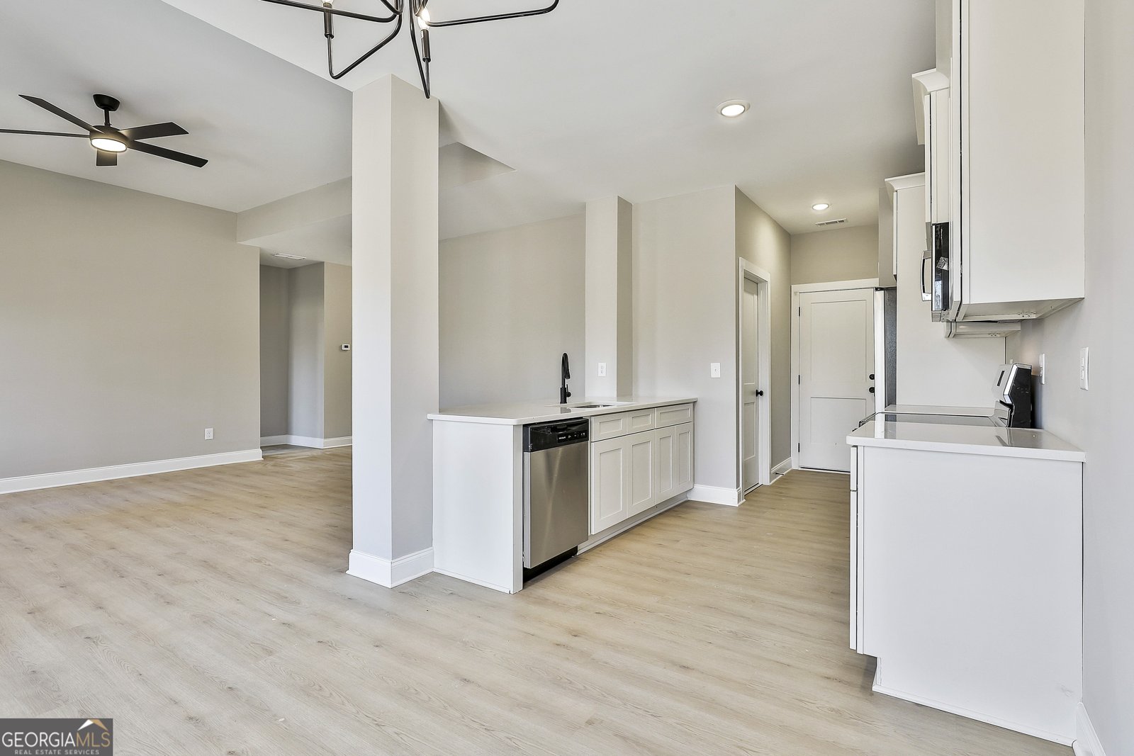 35 Oak Road Locust Grove - Photo 13