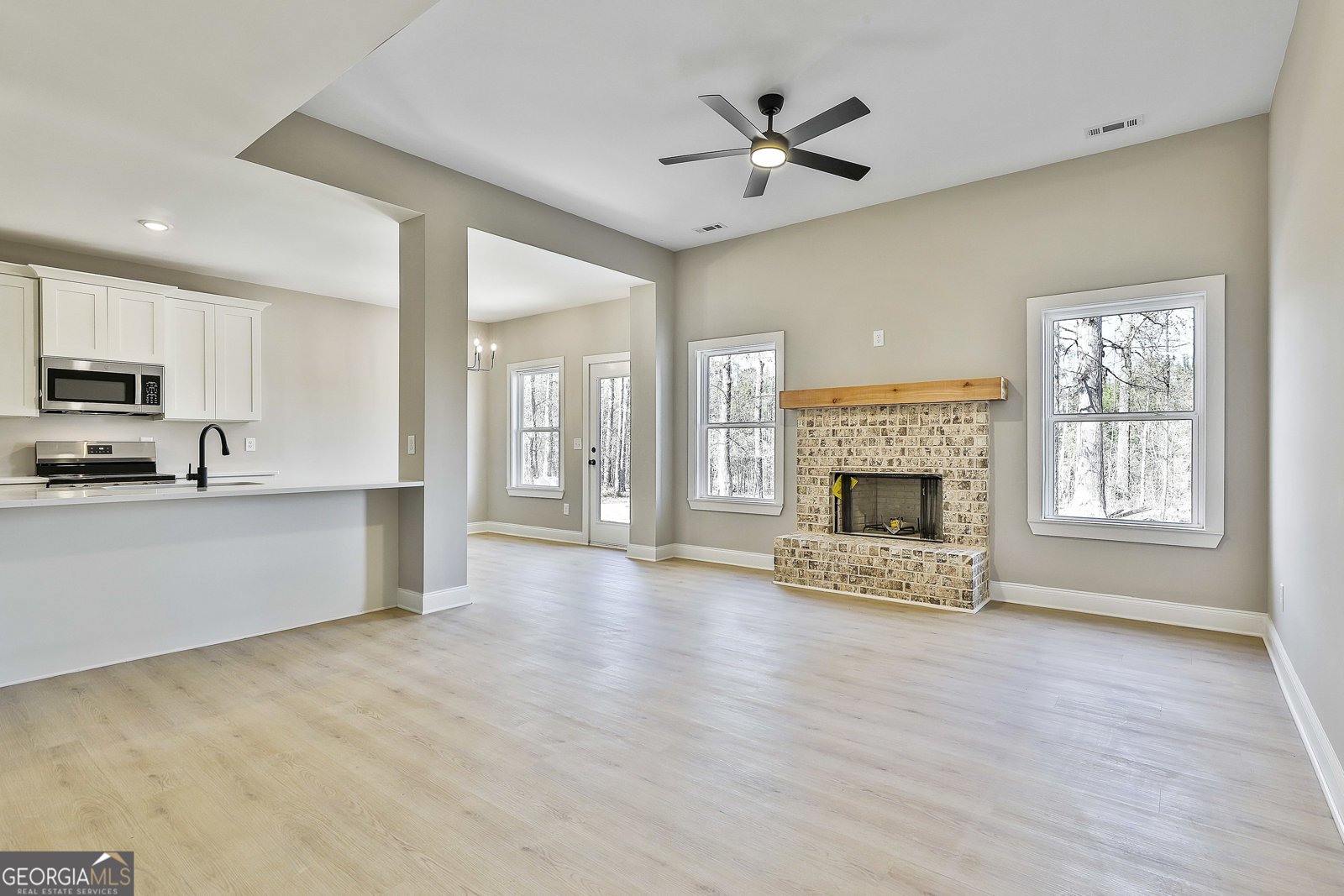 35 Oak Road Locust Grove - Photo 8