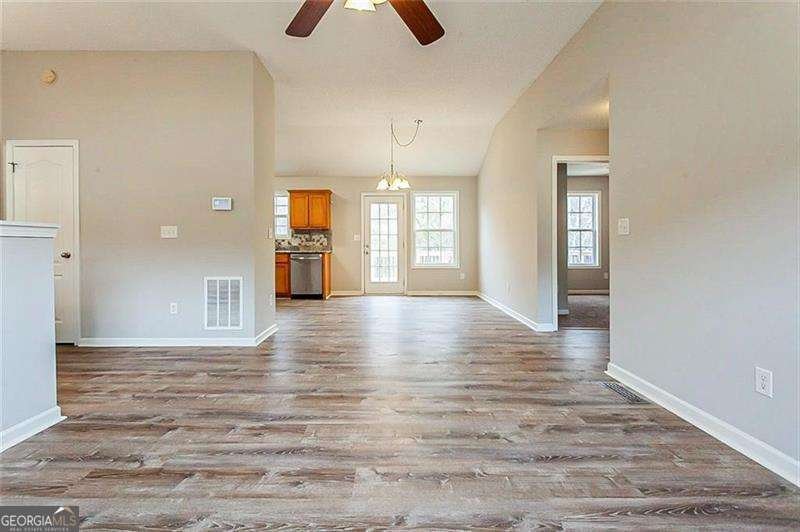 427 Southridge Road Winder - Photo 10