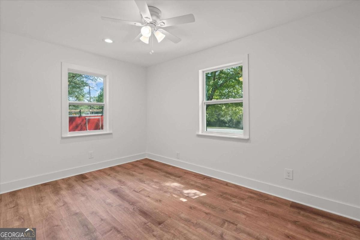 317 Bledsoe Street Carrollton - Photo 8