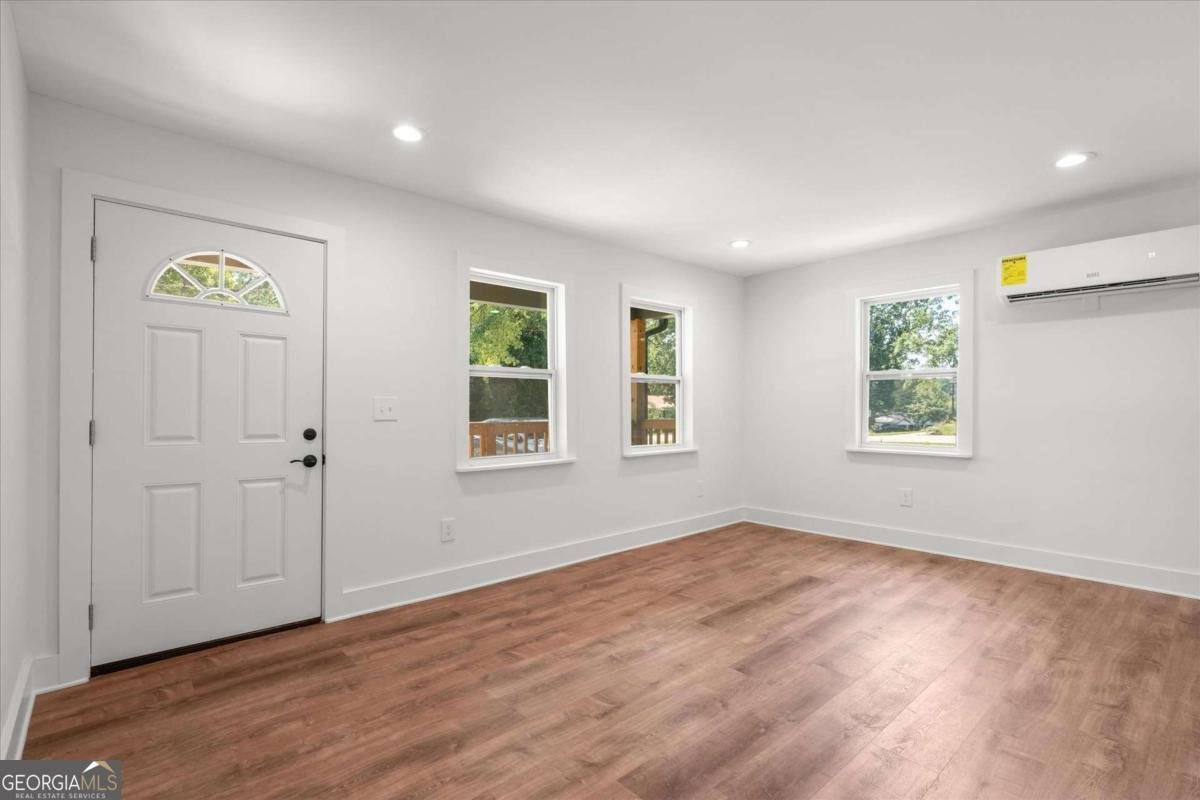 317 Bledsoe Street Carrollton - Photo 9