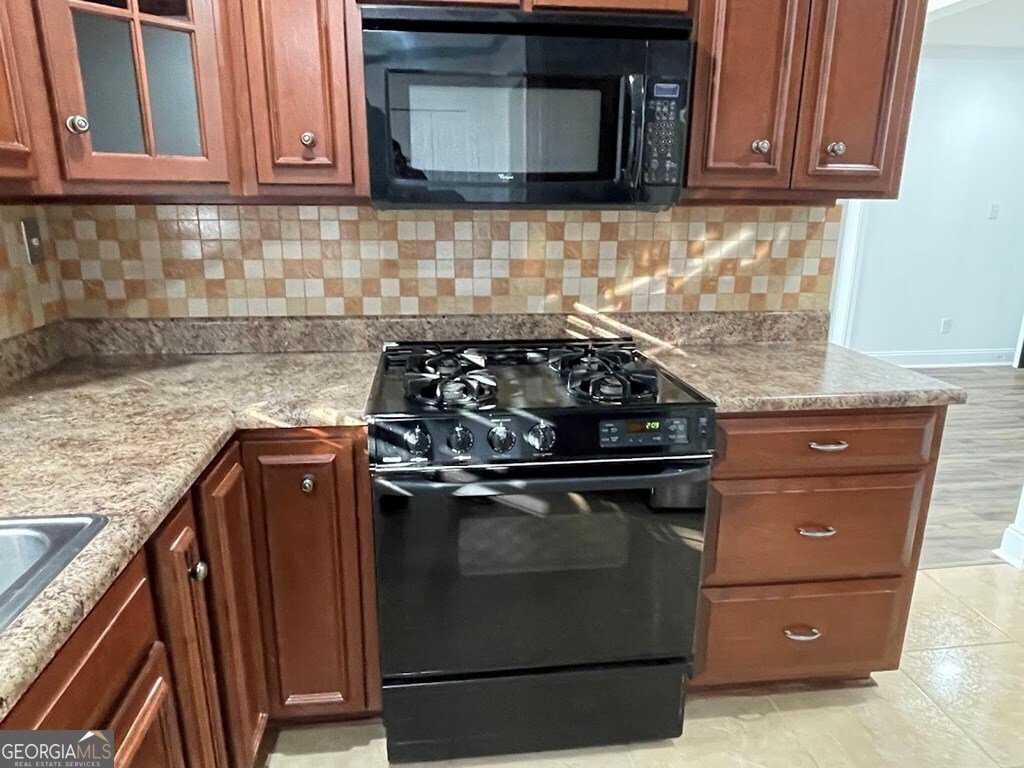 2311 Saint George Lane Albany - Photo 13