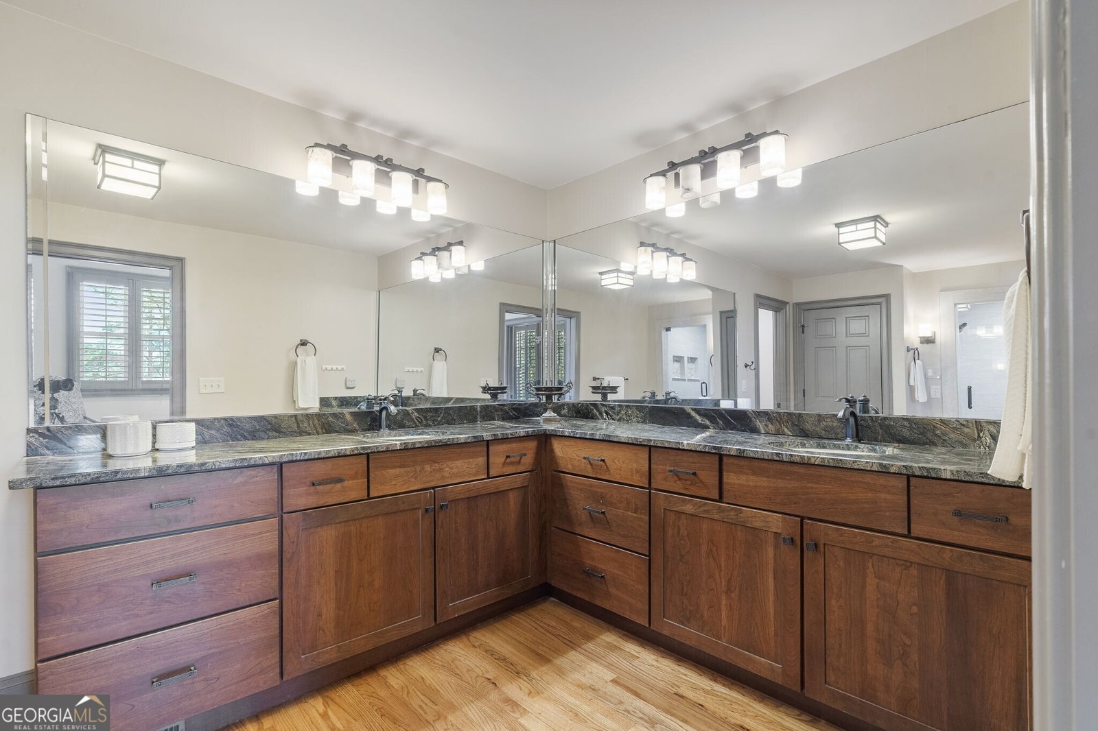 6402 Lakeview Drive Buford - Photo 22