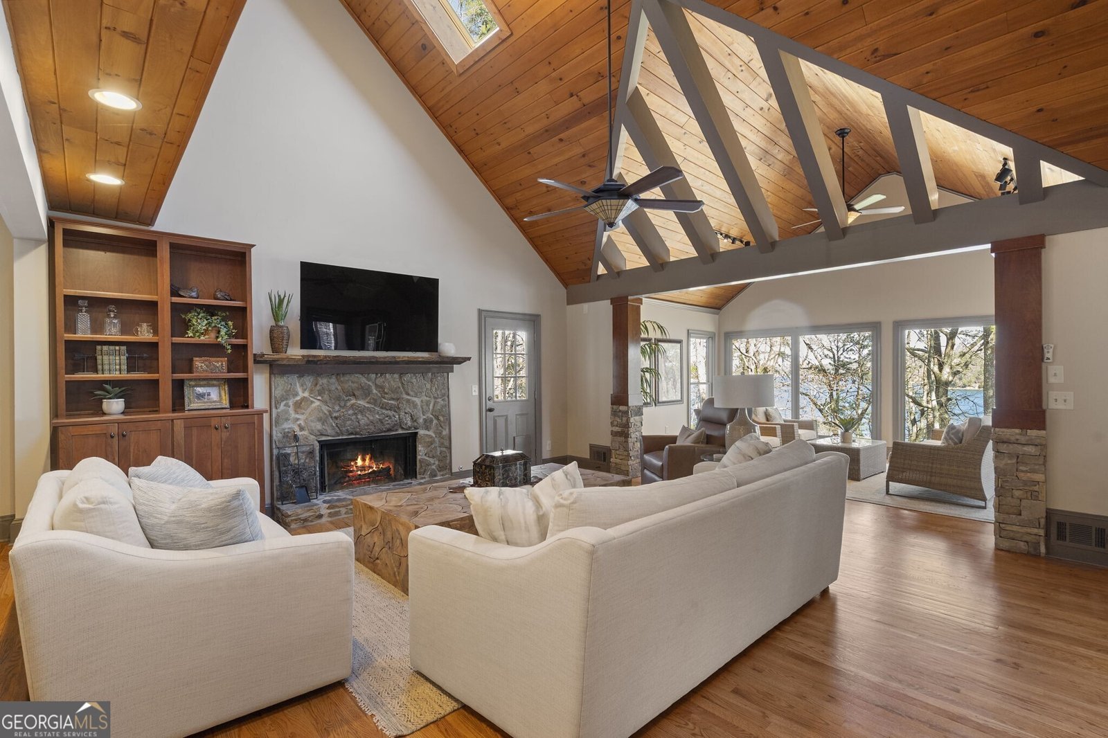 6402 Lakeview Drive Buford - Photo 7