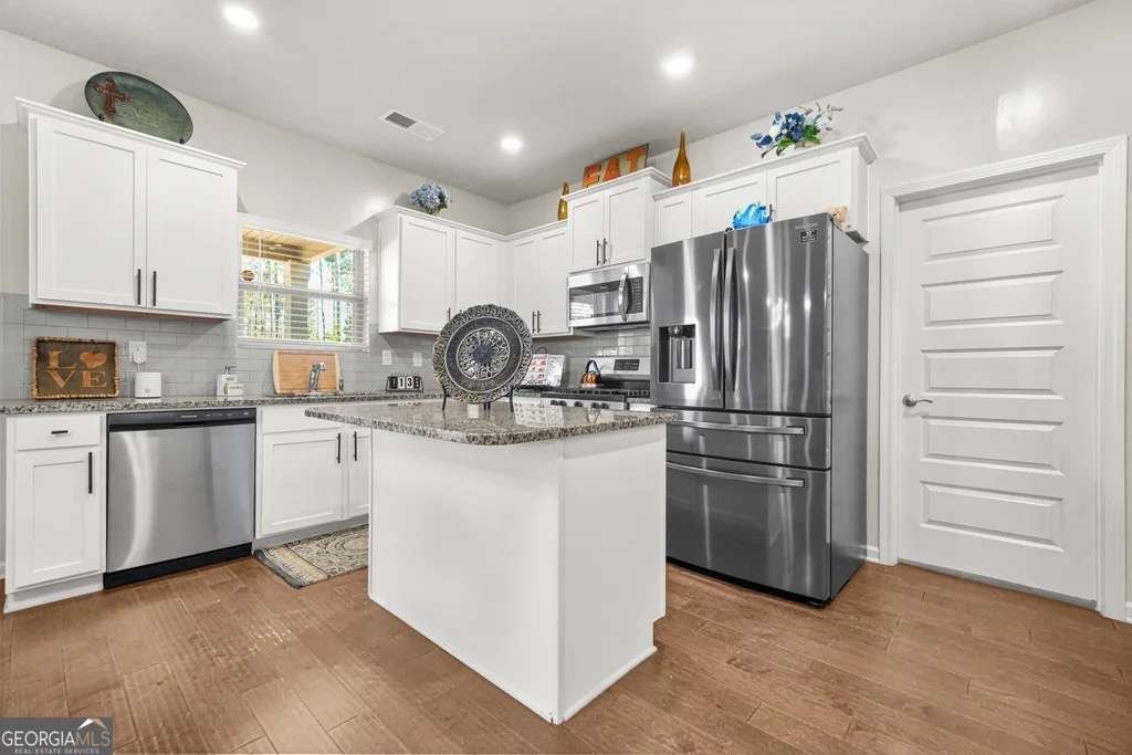 8033 Louis Drive Locust Grove - Photo 18