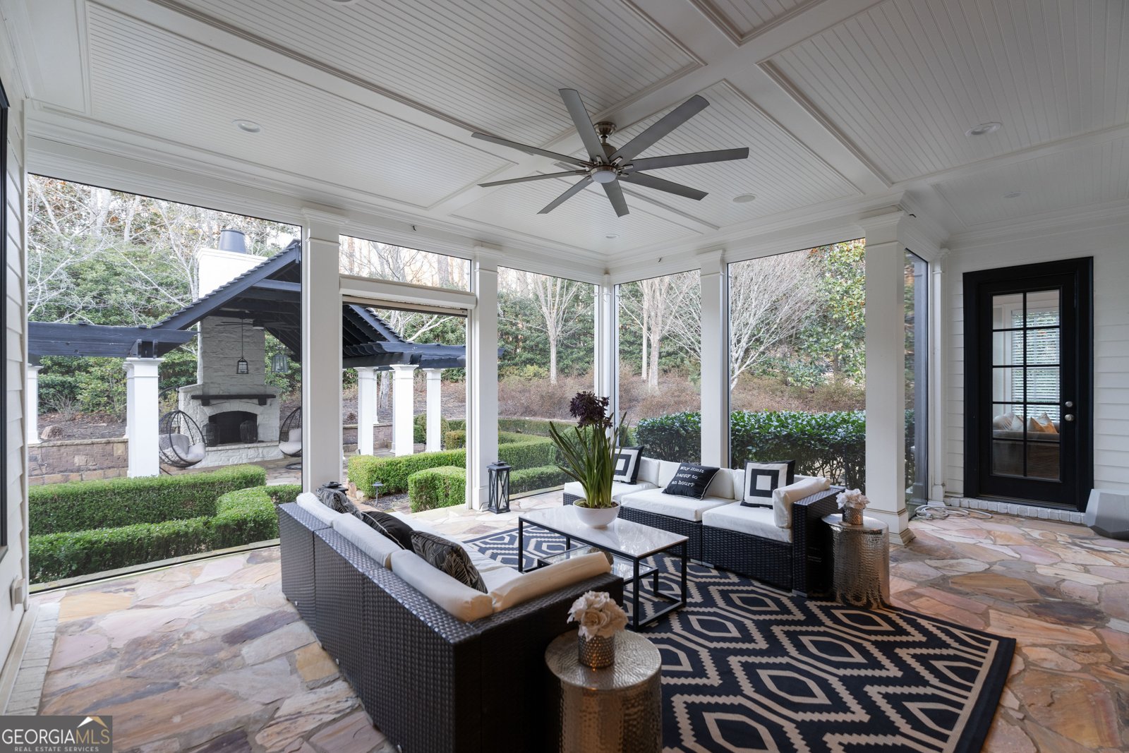 980 Fenimore Circle Sandy Springs - Photo 10