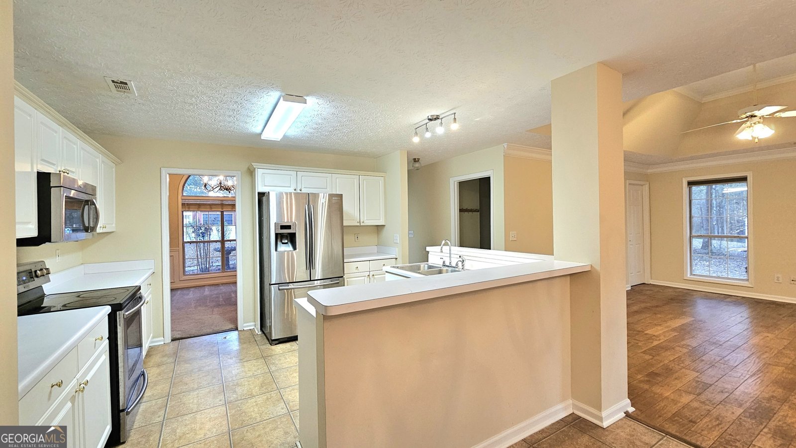 170 Gibson Way Covington - Photo 10