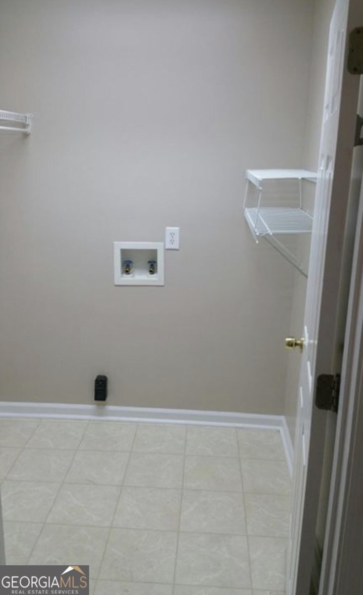 405 Amberly Court Macon - Photo 10