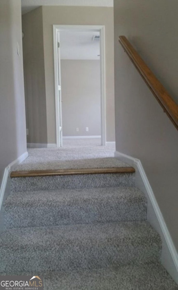 405 Amberly Court Macon - Photo 13