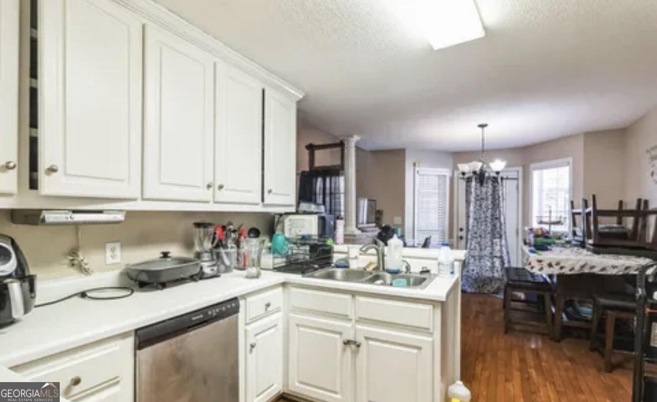 405 Amberly Court Macon - Photo 6