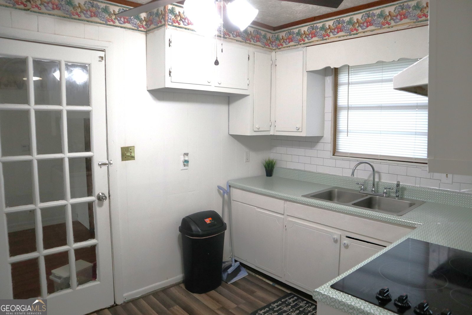 640 Gholston Street Comer - Photo 41