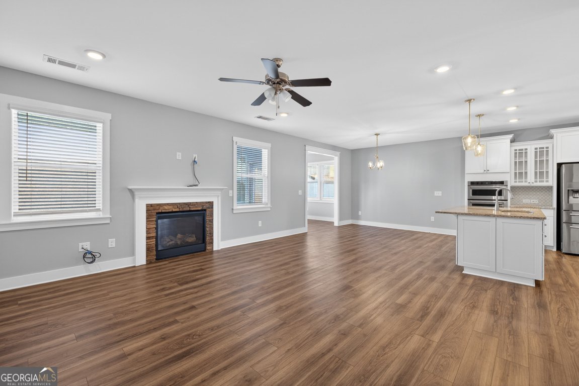 6928 Manchester Drive Flowery Branch - Photo 7