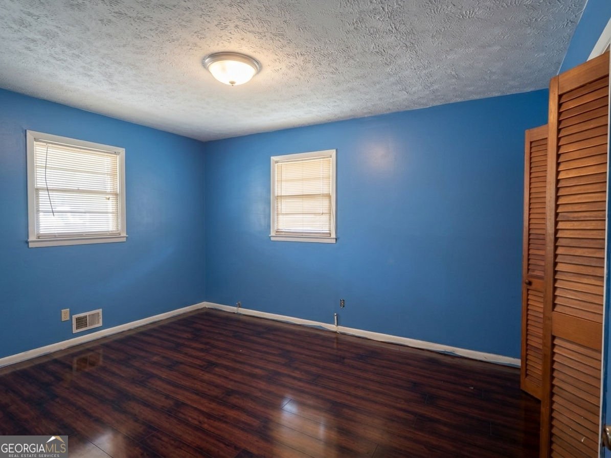 279 Timberland Trail Riverdale - Photo 8