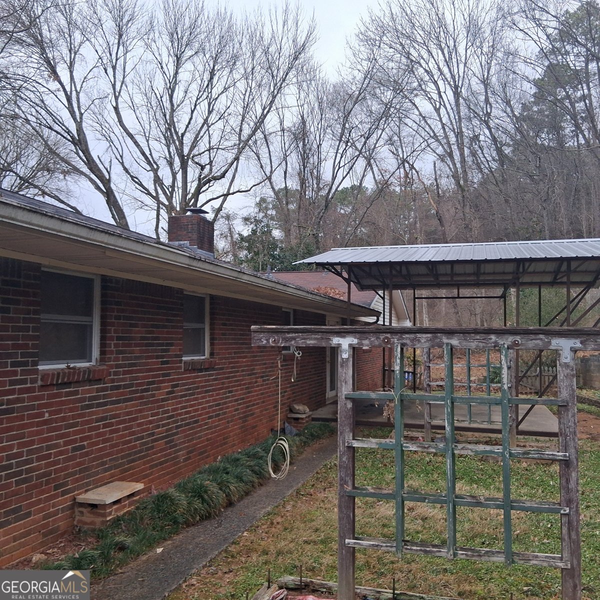 733 Chateau DR Silver Creek - Photo 14