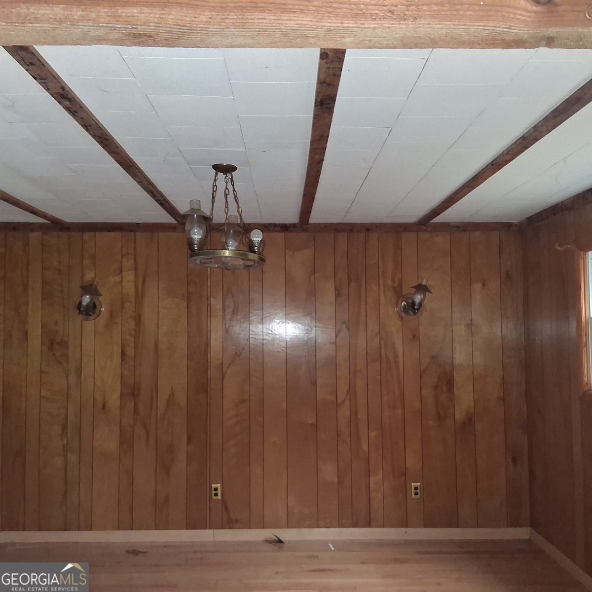 733 Chateau DR Silver Creek - Photo 8