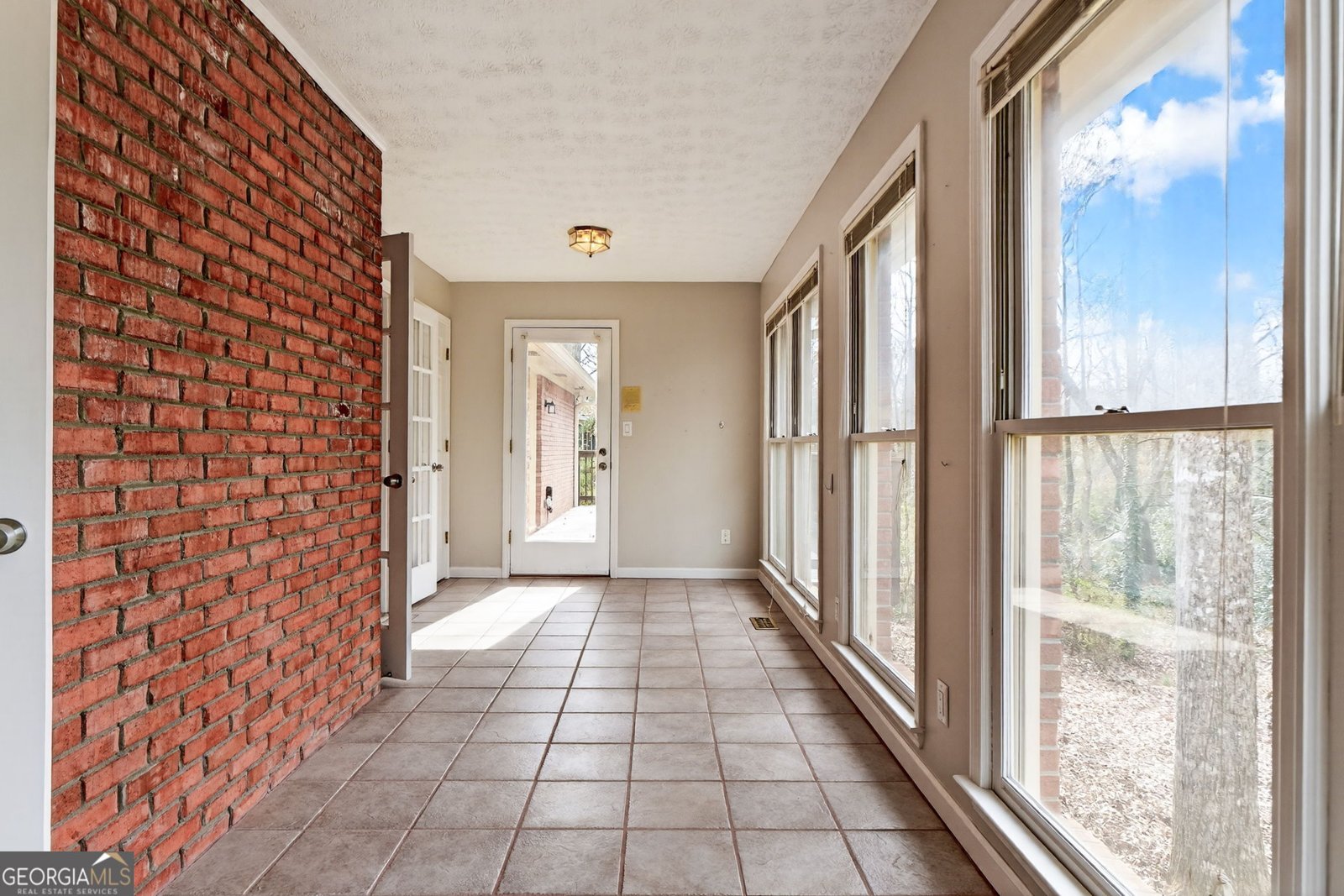 8215 Greens Court Jonesboro - Photo 12