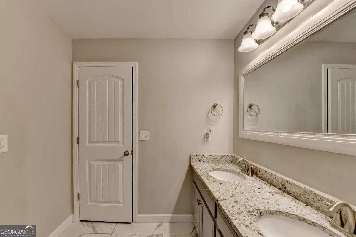 2920 Prestwood Drive Cumming - Photo 29