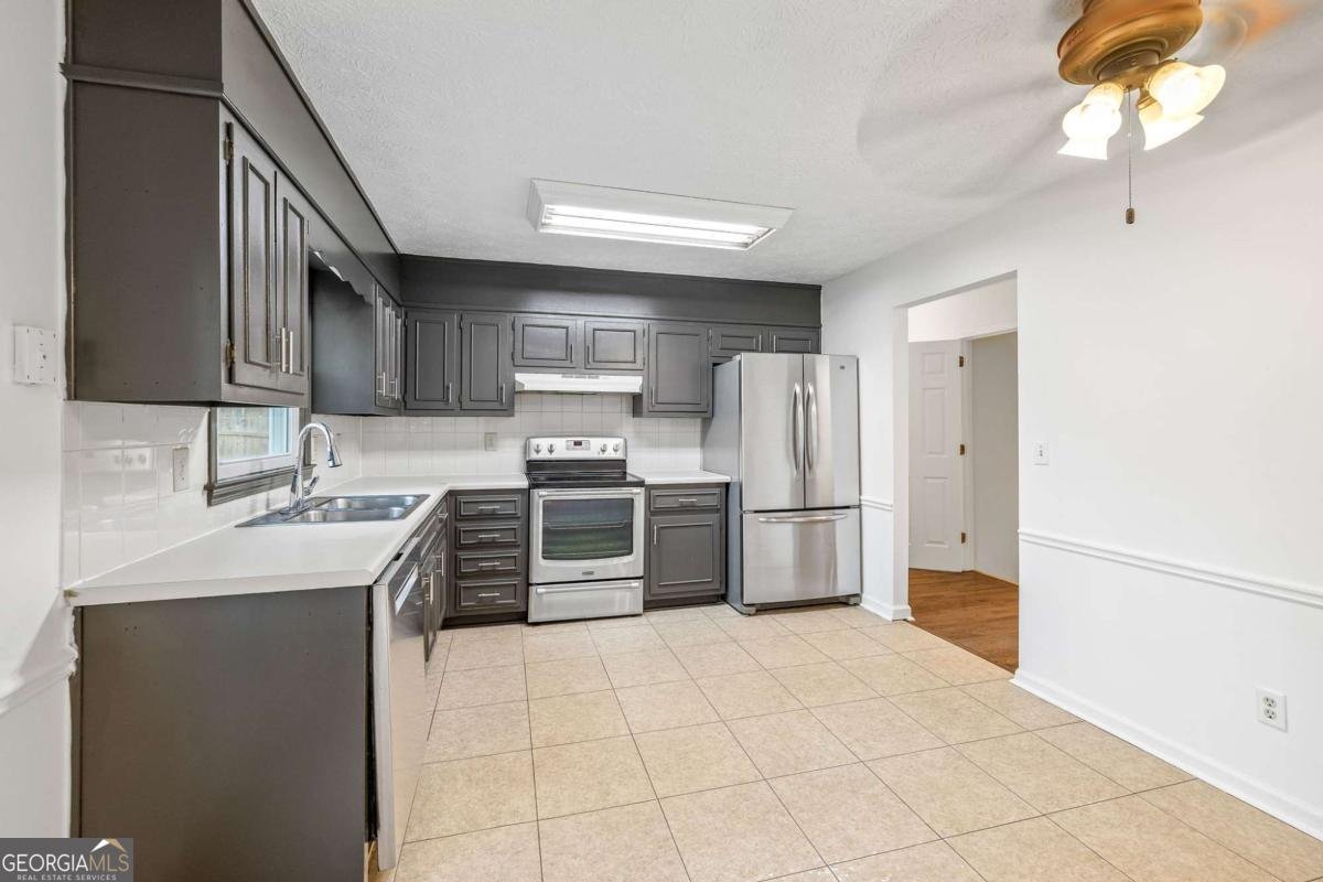 1833 Easter Cody Court Grayson - Photo 10