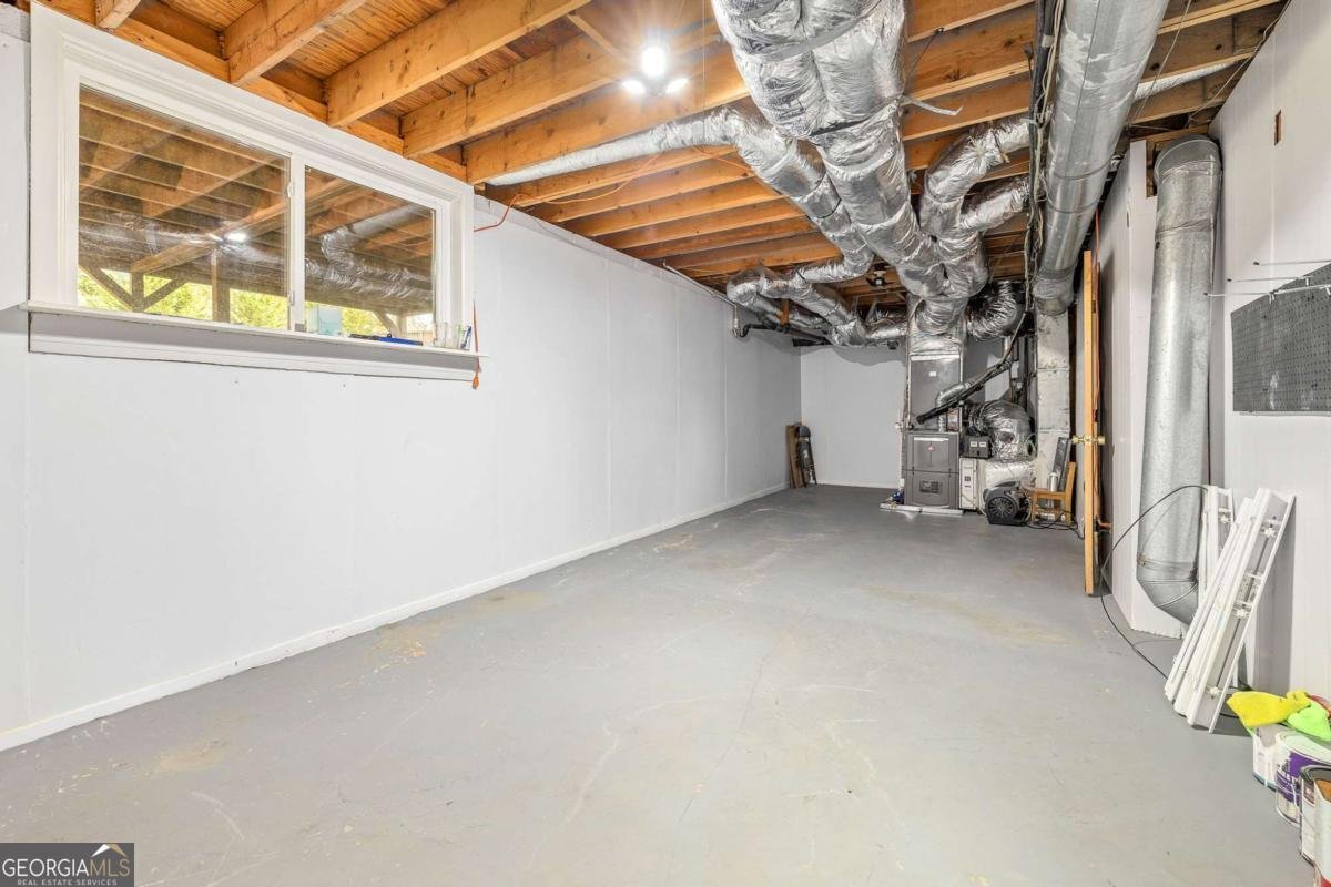 1833 Easter Cody Court Grayson - Photo 32