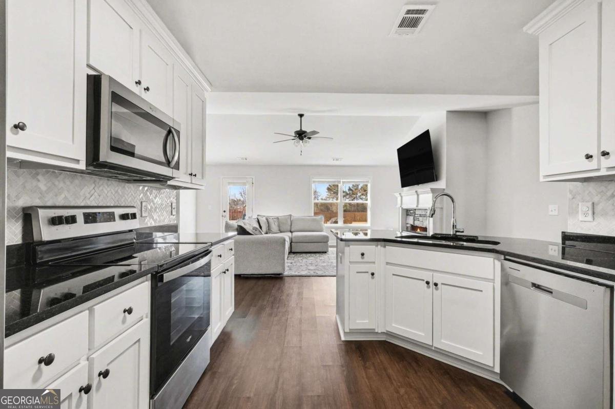 57 Creek Haven Drive Winterville - Photo 8