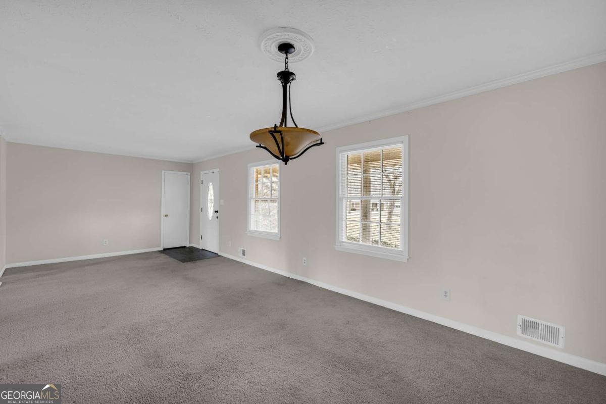 3260 Hidden Forest Drive Snellville - Photo 6