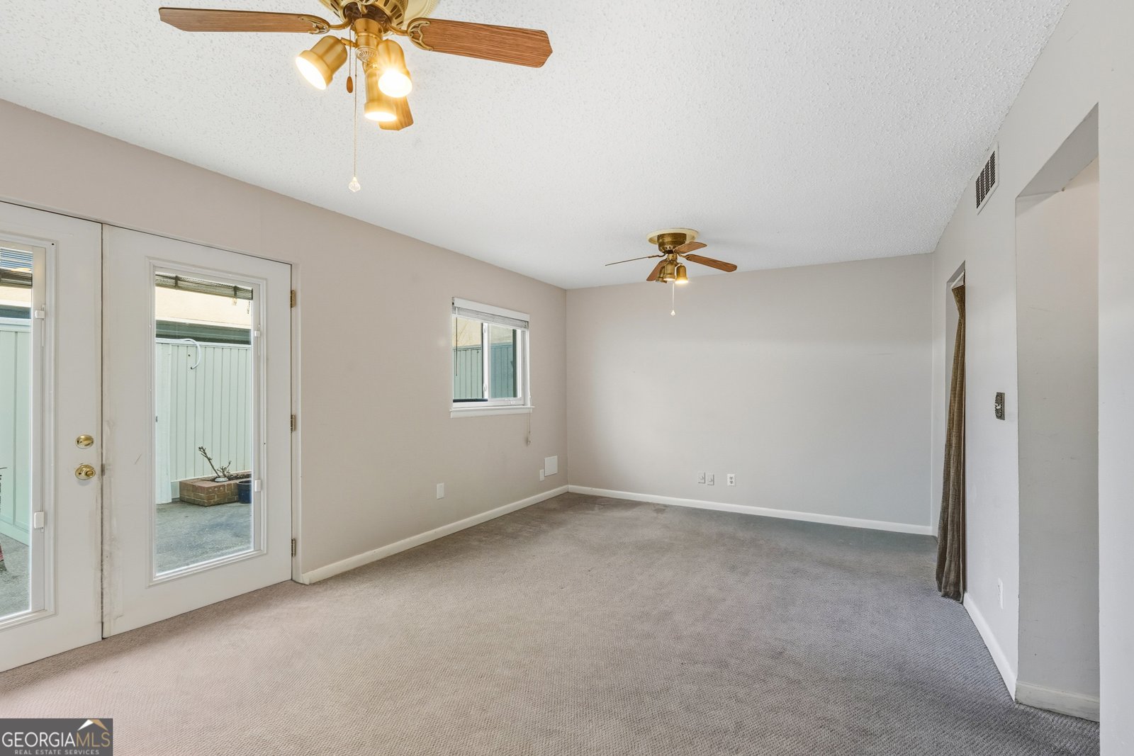 7330 Cardigan Circle Atlanta - Photo 18